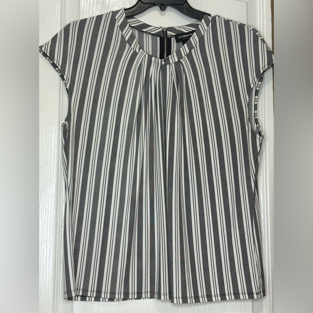 Liz Claiborne Black and White Pleated Blouse